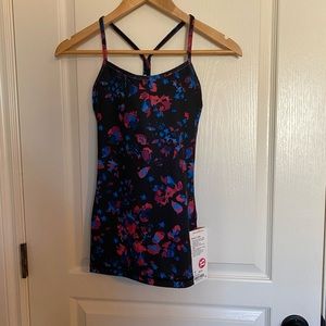 Lululemon tank top 2